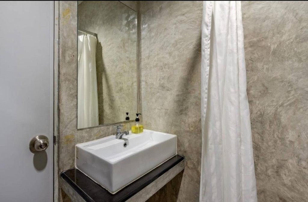 La Casa Residencies - Resim 41