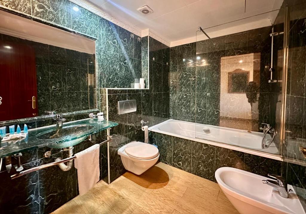 Hotel Portofino - Deluxe Double Room With Sea View