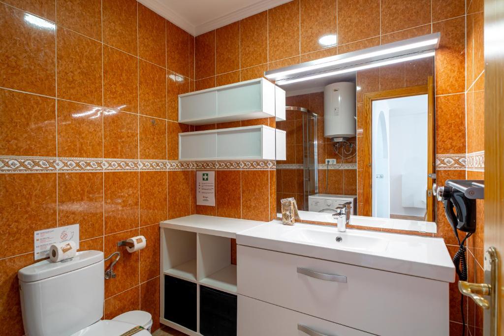 Łazienka w obiekcie Apartmento Caribe Centro Casasol