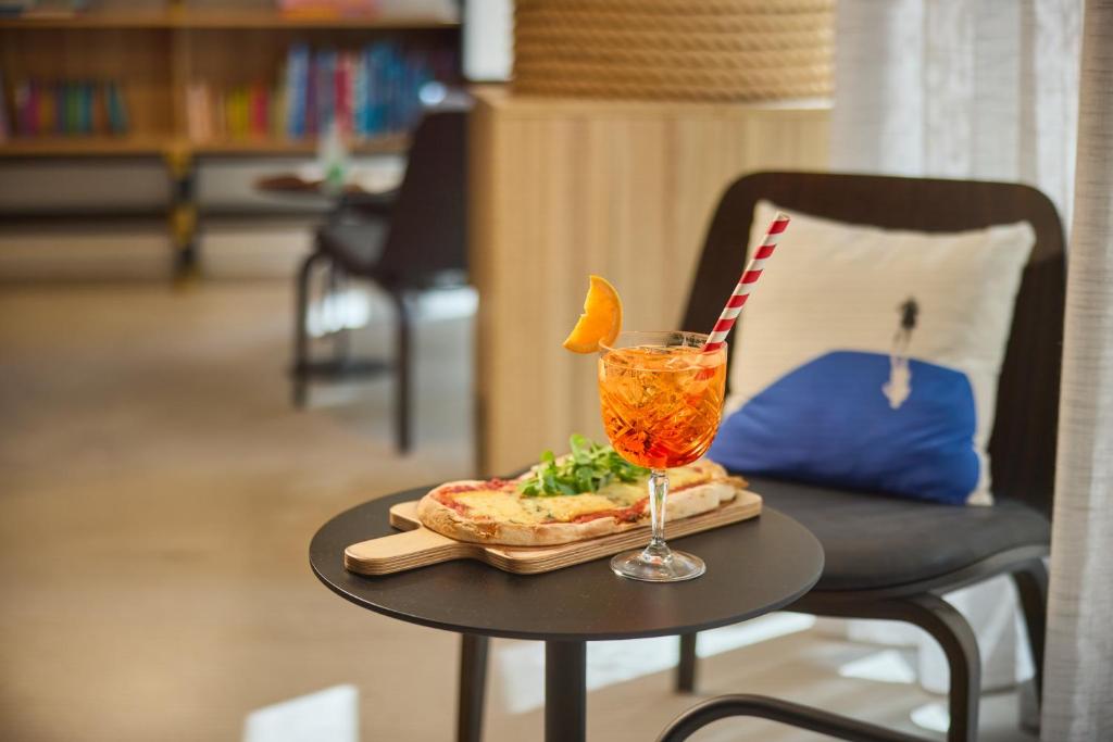 Moxy Nice - Resim 29