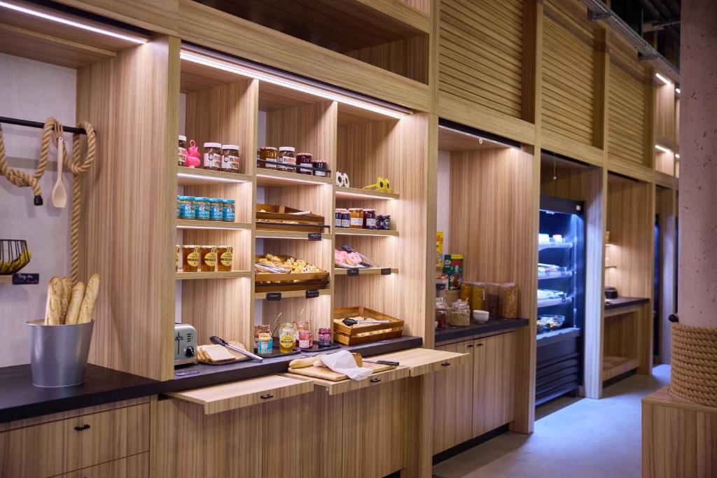 Moxy Nice - Resim 11