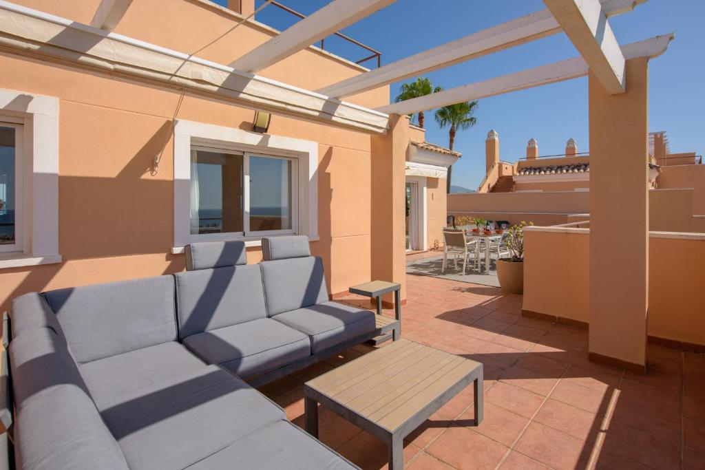 Balkón alebo terasa v ubytovaní 2163-Amazing penthouse, 2 terraces sea-golf view