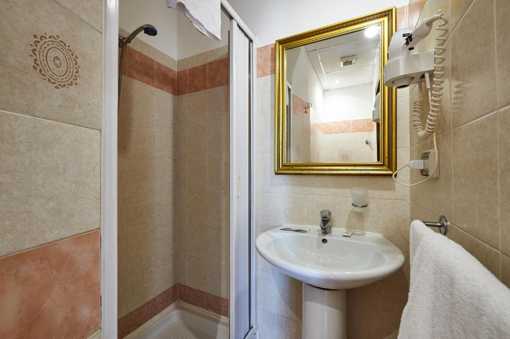 Hotel Virginia - Resim 6