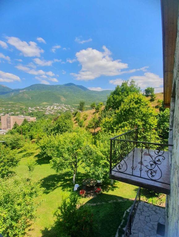 Nespecifikovaný výhled na hory nebo výhled na hory při pohledu z bed and breakfast