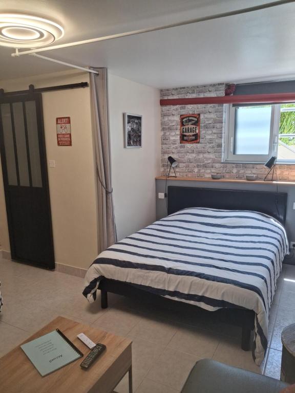 Fotografia z galérie ubytovania Appartement au calme proche d'un petit bois dans quimper v destinácii Quimper