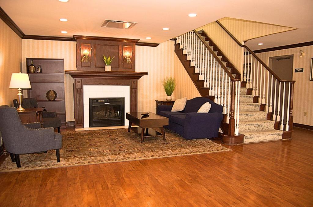 Staywell Inn & Suites, London