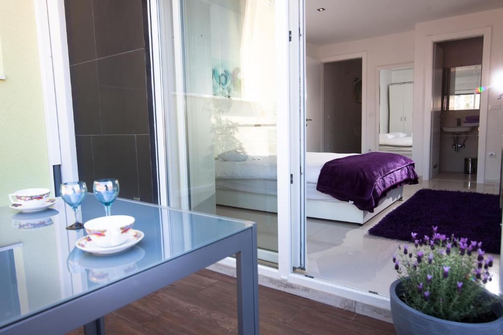 Ein Bett oder Betten in einem Zimmer der Unterkunft Basic Mansion Mandalina