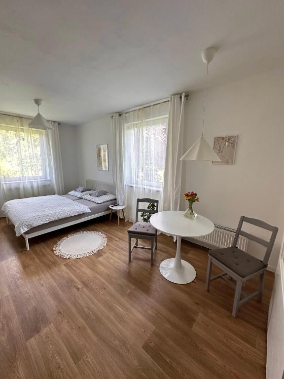 Postel nebo postele na pokoji v ubytování penzion LILIE
