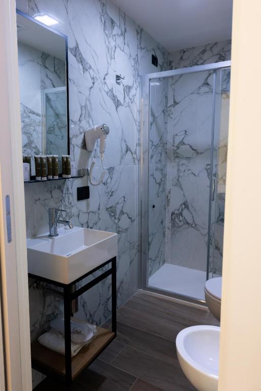 JR Hotels Hermes Firenze - Resim 19