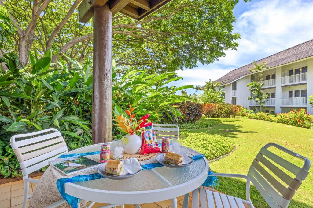 Сад в Kiahuna Plantation 324