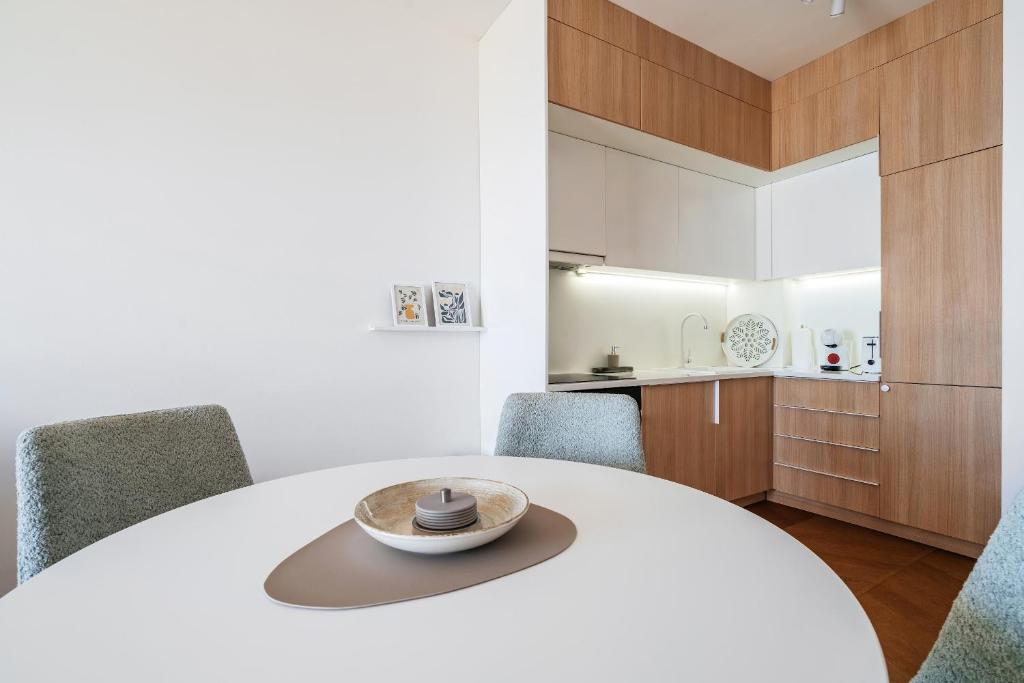 Una cocina o kitchenette en Monte Living by In Property