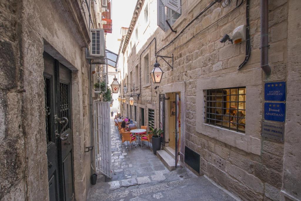 Nije Preša Apartments - 14