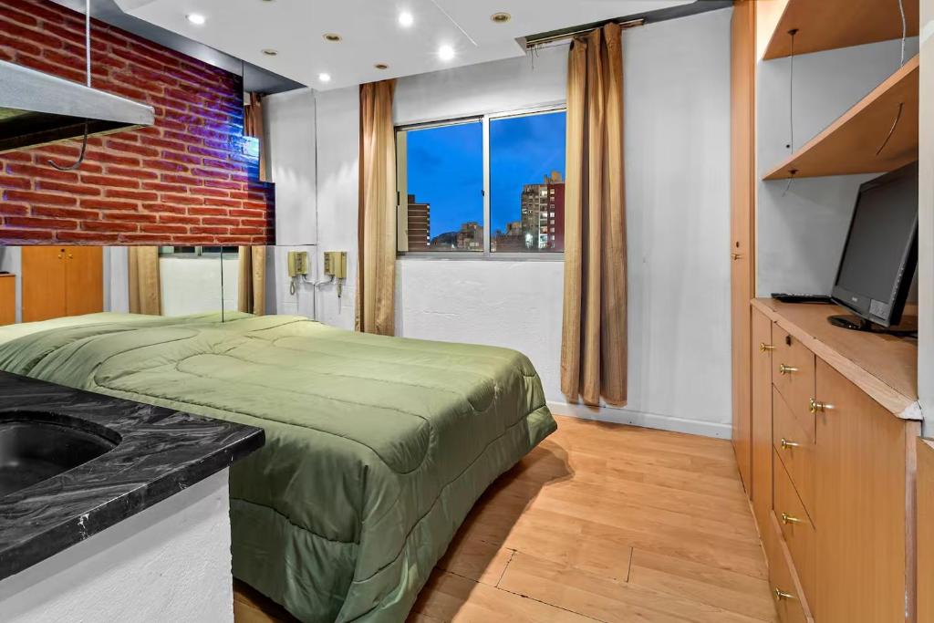 Gallery image of Apartamento céntrico, frente a Terminal Tres Cruces in Montevideo