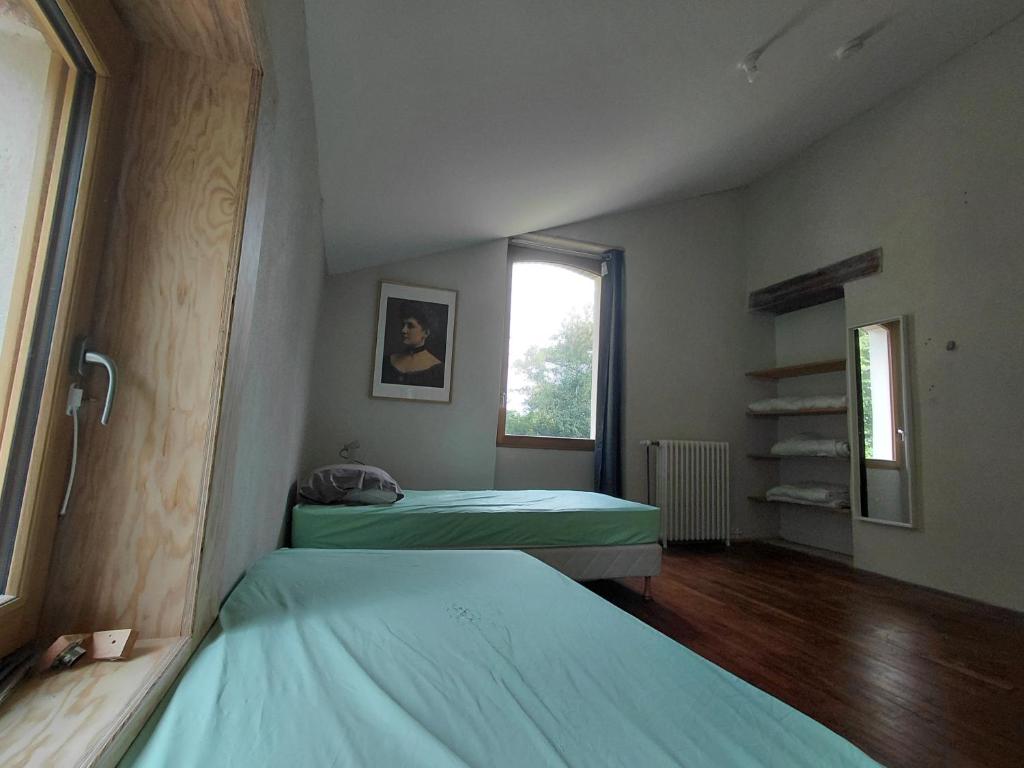 Le Château de la Garenne - Double Room With Shared Bathroom