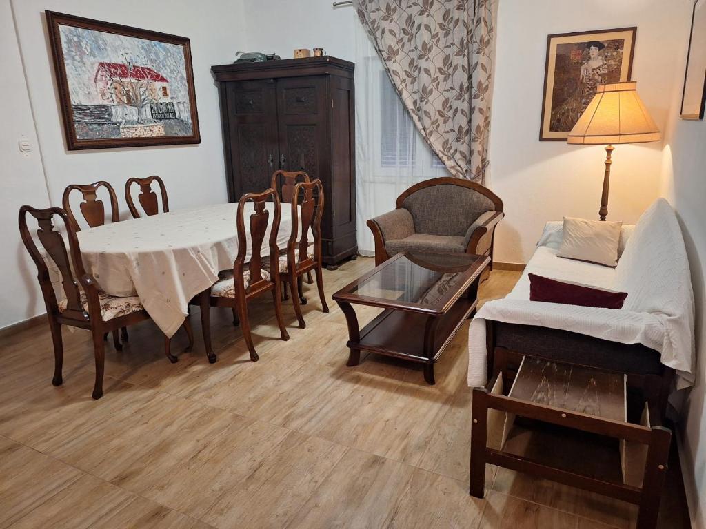 Posedenie v ubytovaní Villa Belvedere