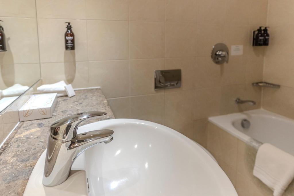 Kingsgate Hotel Te Anau - Resim 32