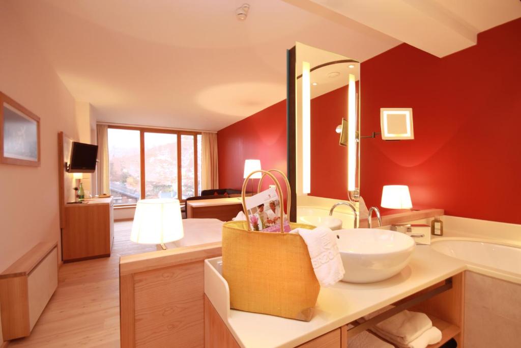 Postel nebo postele na pokoji v ubytování SPA Hotel Erzherzog Johann