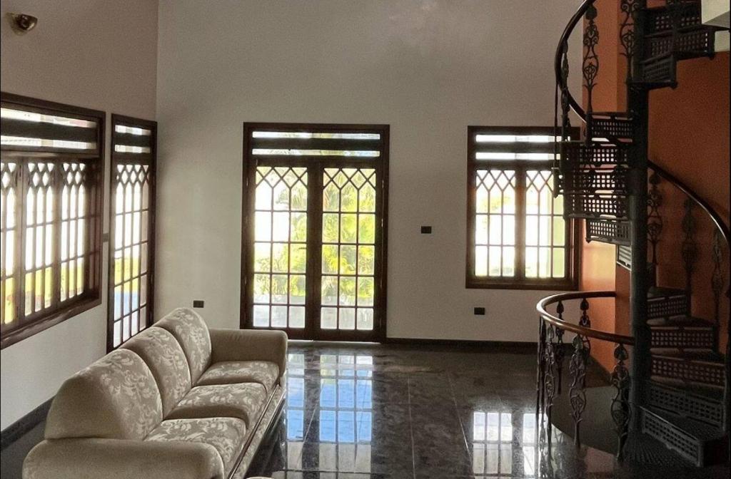 Khu vực ghế ngồi tại Republic mansão