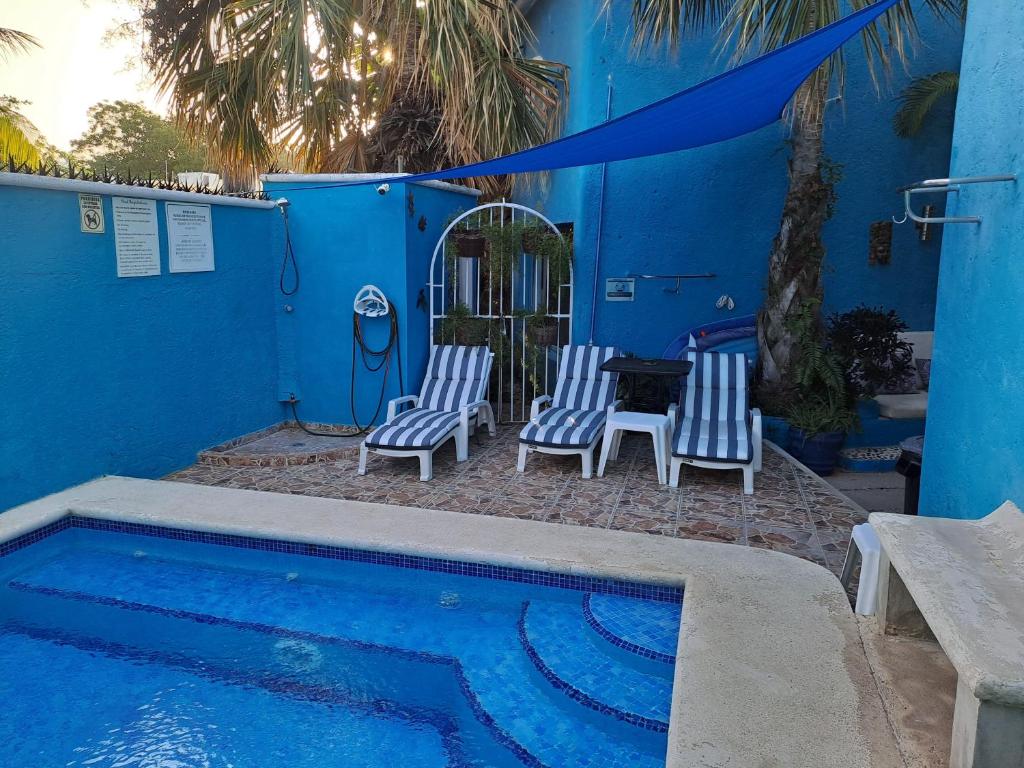 Bazén v ubytování Hotel Villas Las Anclas nebo v jeho okolí