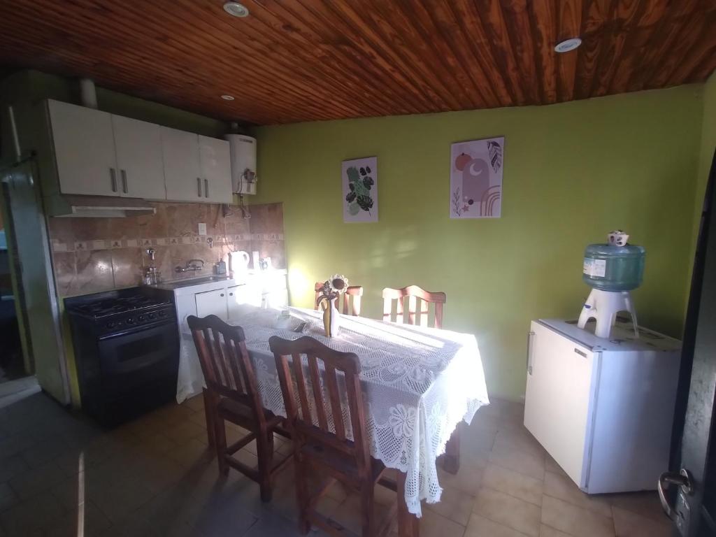 Η κουζίνα ή μικρή κουζίνα στο Alojamiento Lety