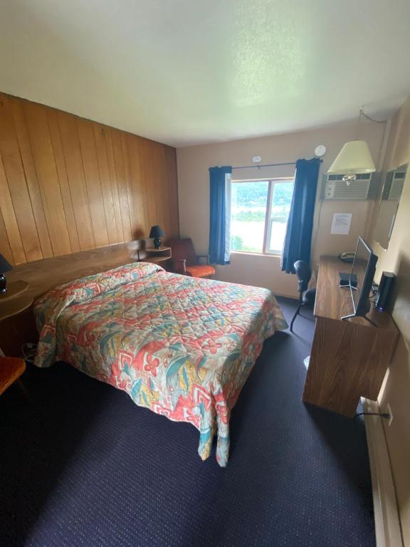 Postel nebo postele na pokoji v ubytování ValleyView Motel