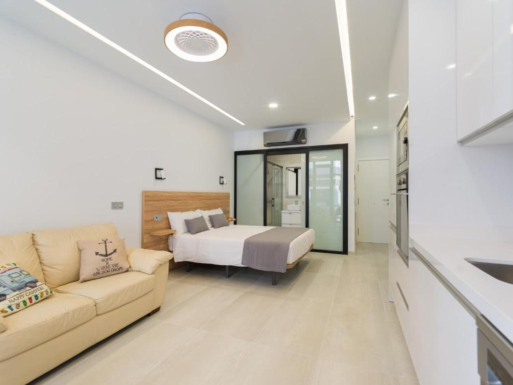 Studio by Playa de Las Canteras Beach