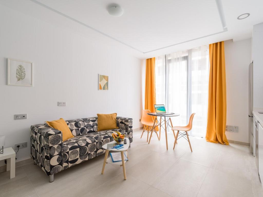 Apartment in Las Palmas near Playa de Las Canteras