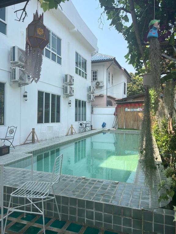 Baan Khlong Mae Kha Hotel - Resim 4