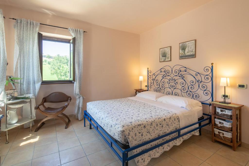 Country House Villa Sabrina - Four-Bedroom Apartment With Pool View