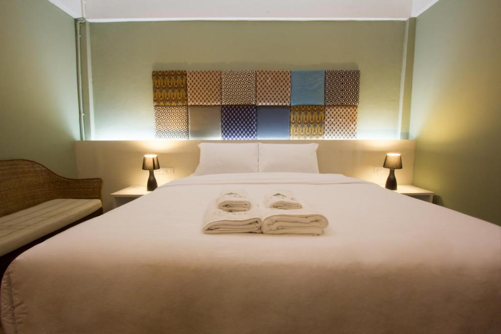 At Ease As Home - Resim 33