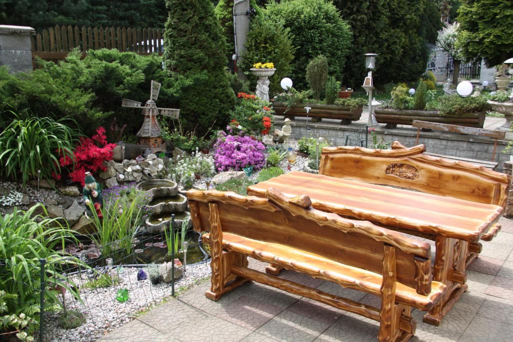 Zahrada ubytování Villa Anastazis - Penzion Eden