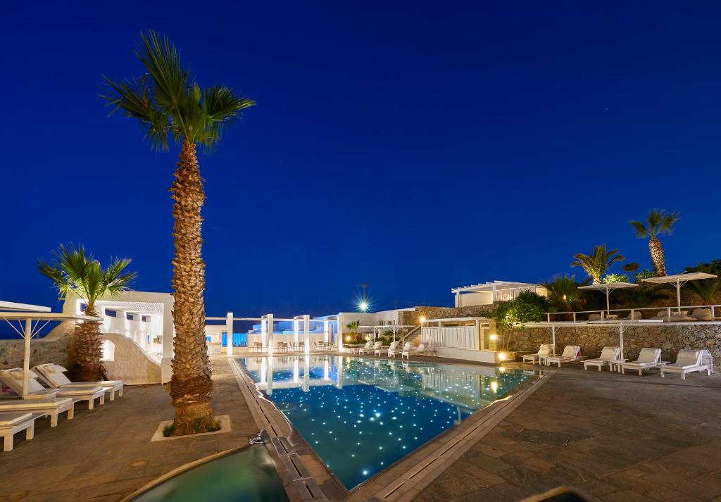 Bazén v ubytování Palladium Hotel nebo v jeho okolí