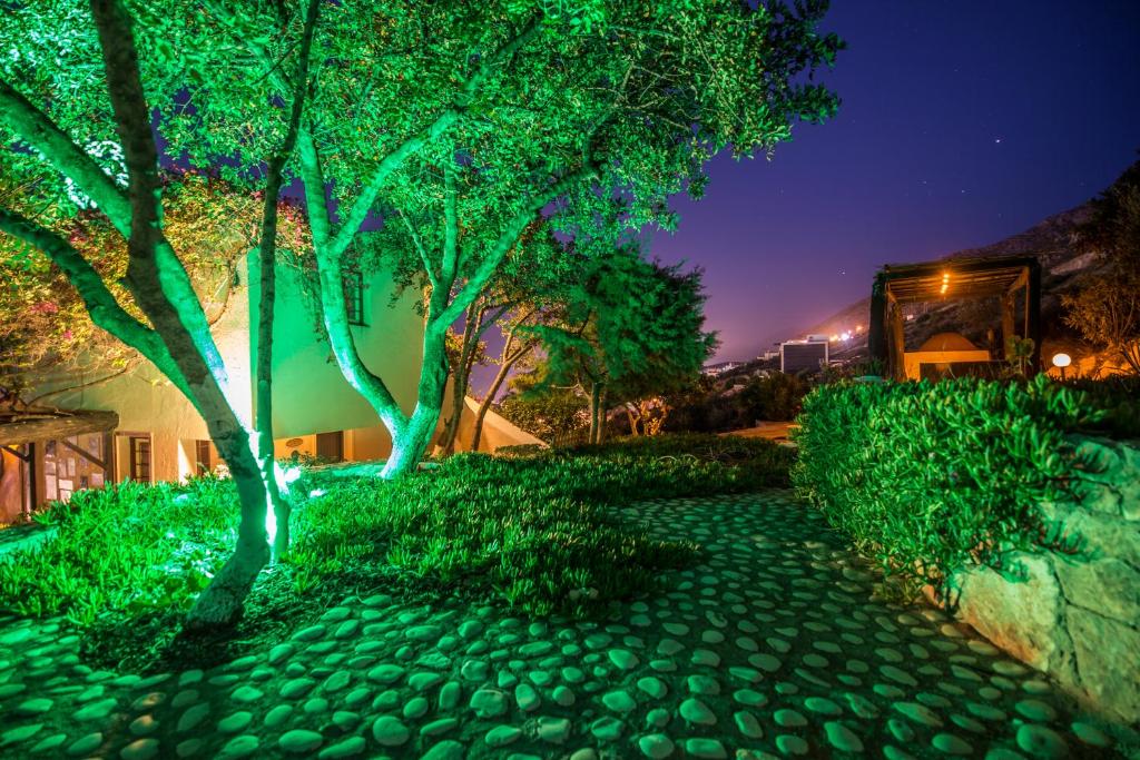 Zahrada ubytování Korifi Suites Adults Only