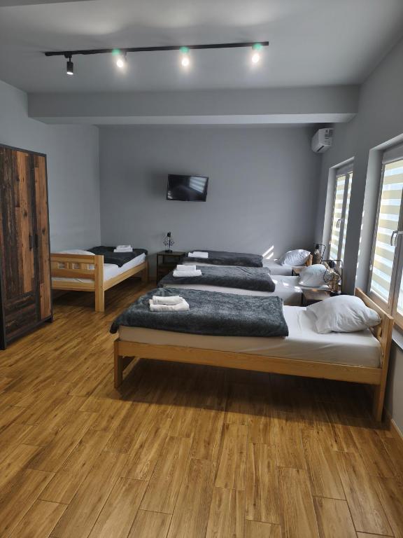 Przystań - Quadruple Room With Private Bathroom