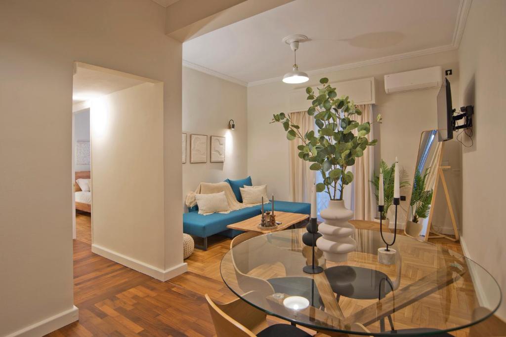 Historic Boutique Apartment in Artists' Kipseli