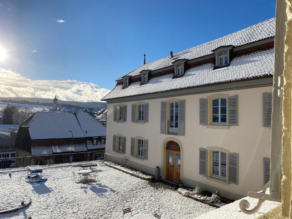 Manoir de la Côte-Dieu v zimě