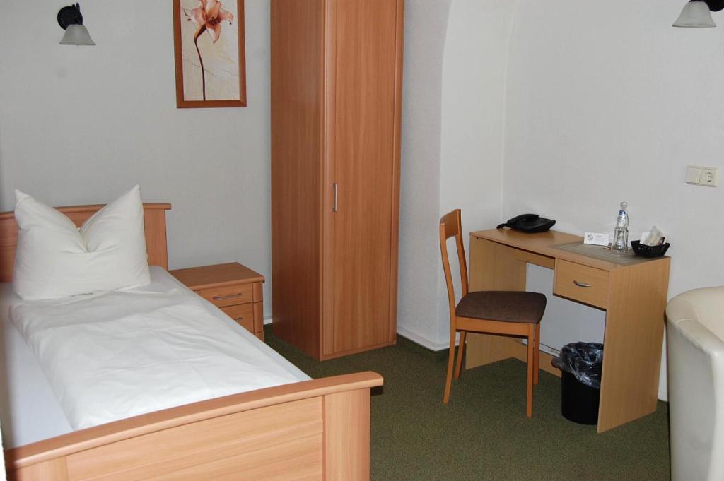 Hotel garni St. Marien - Eenpersoonskamer Met Douche
