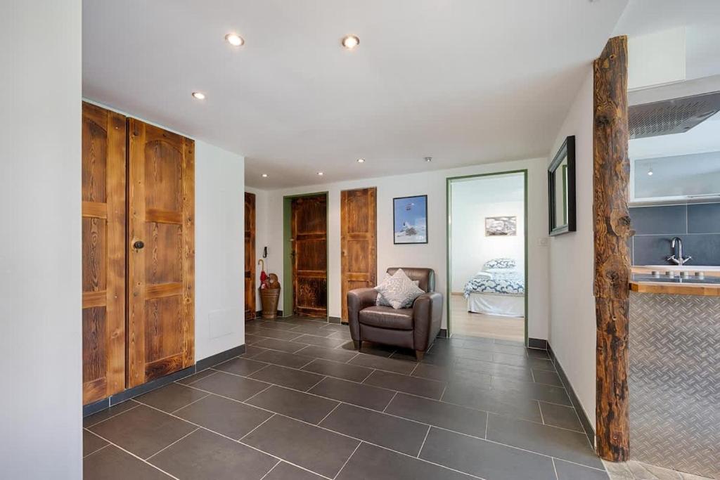 Riverside Apartment - Resim 23