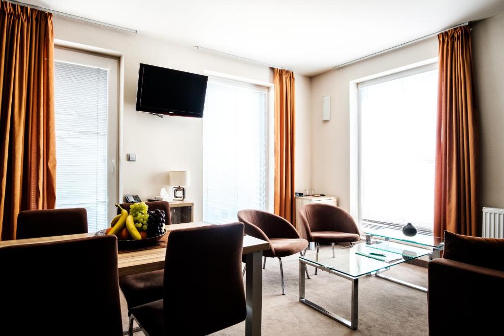 TV a/nebo společenská místnost v ubytování Hotel Deluxe with free Wellness and Fitness Centrum