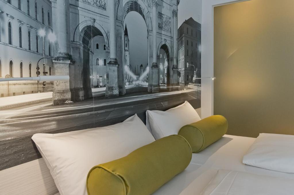 Super 8 by Wyndham Munich City North - Resim 21