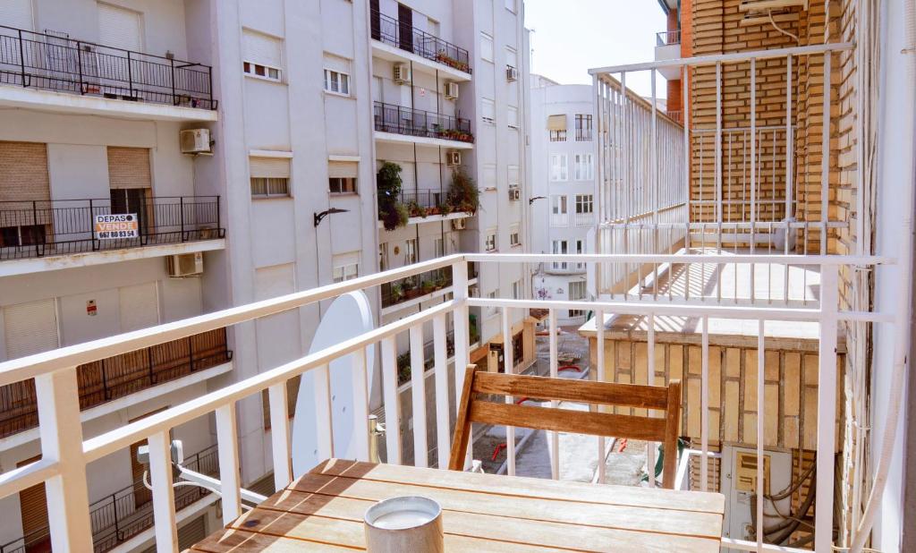 A balcony or terrace at Apto en el Centro La Casita de Gaos