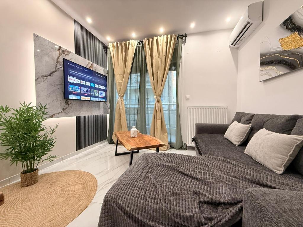 City Nest by InFox Suites Private Parking