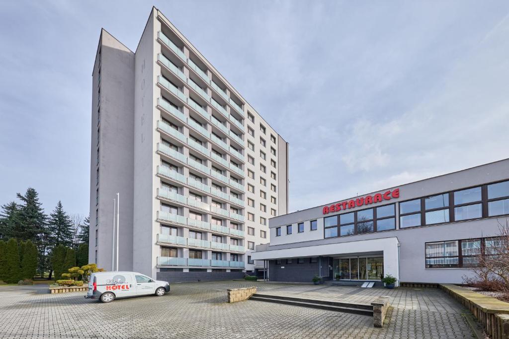 Budova, kde se hotel nachází