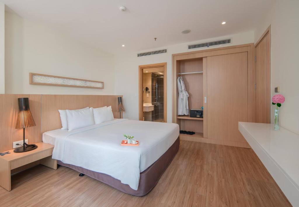 Suite Có Giường Cỡ King Nhìn Ra Biển