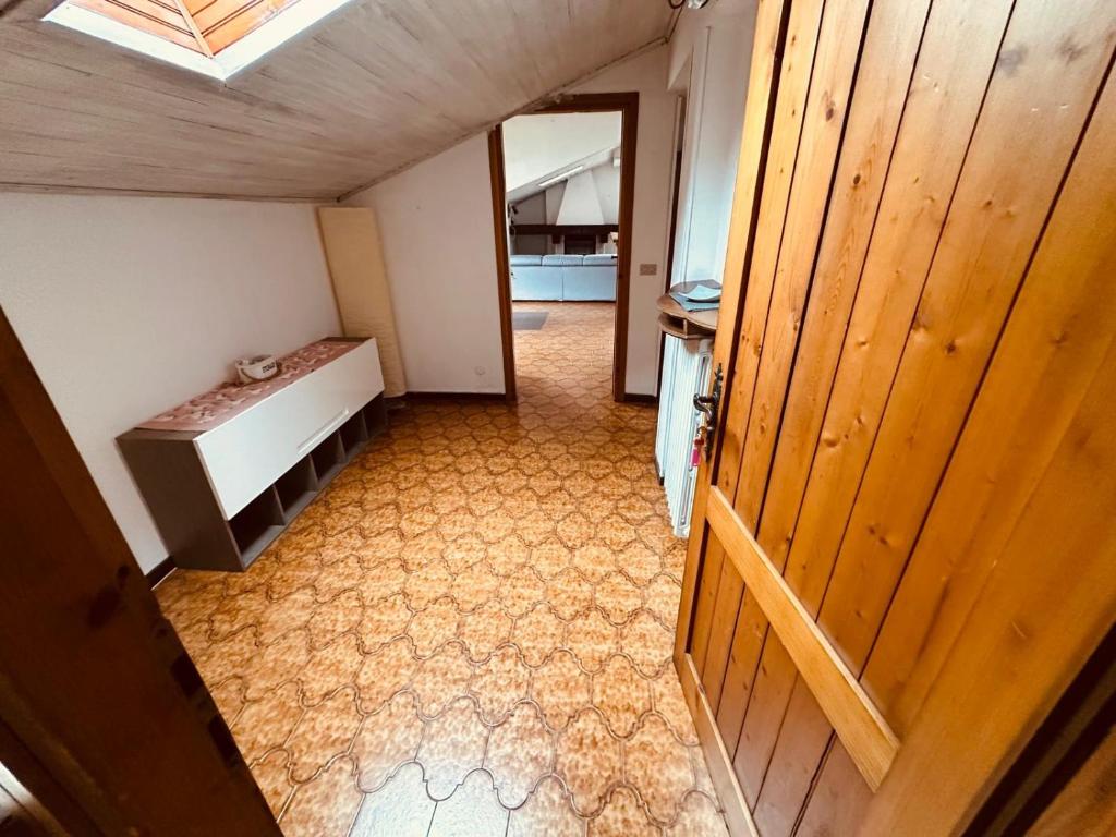 an overhead view of a room with a bed and a door at Villa Chiara in Gravellona Toce