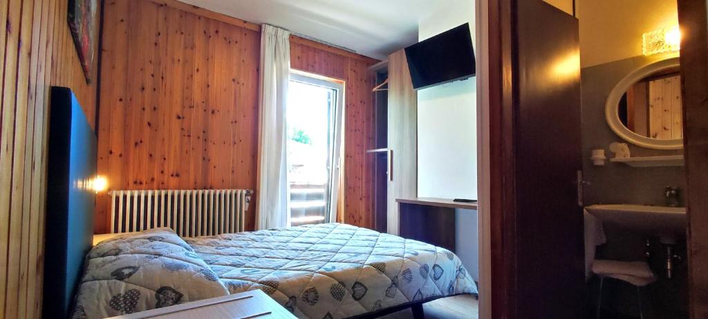 Hotel Miramonti - Habitación Individual Con Balcón