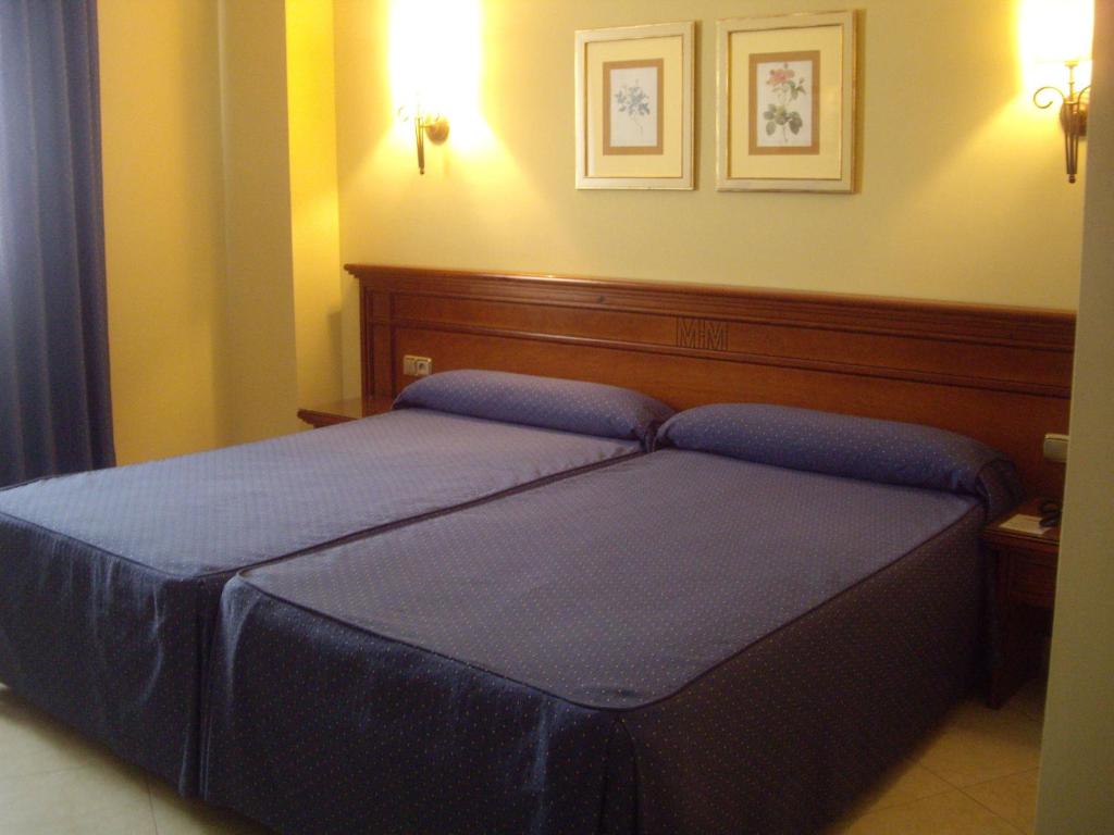 Hotel Manolo Mayo, Los Palacios y Villafranca – Bijgewerkte ...
