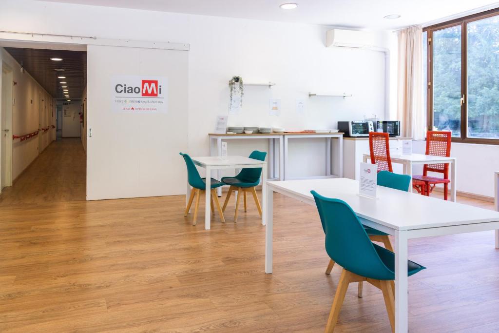 Kuchyň nebo kuchyňský kout v ubytování CiaoMi - Hostel & Long Stay - Milano Niguarda & Bicocca