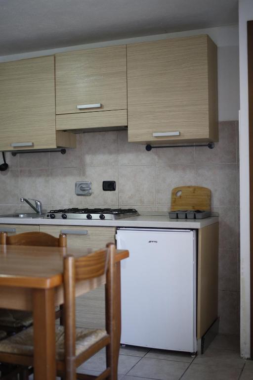 Kuchyň nebo kuchyňský kout v ubytování La Maison Jaune