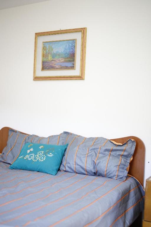 Postel nebo postele na pokoji v ubytování La Maison Jaune